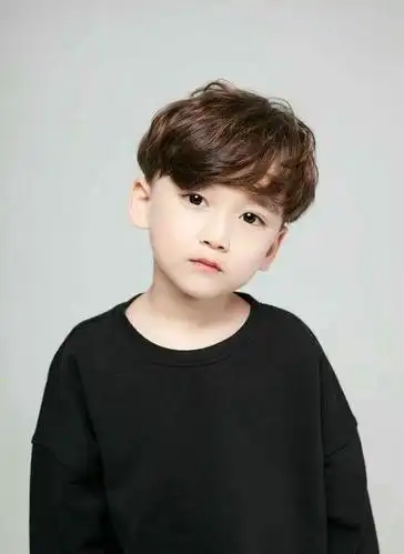 越剪越有型小男孩发型20多款,帅气可爱真时尚,妈妈们快快收藏吧