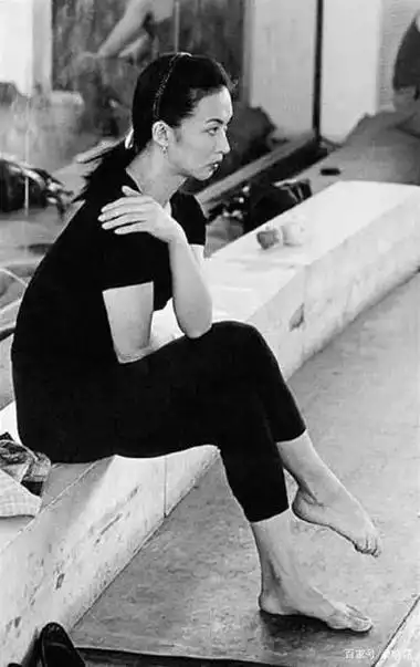 回顾金星变性前妻子长相貌美如花离婚时已有身孕如今怎样了