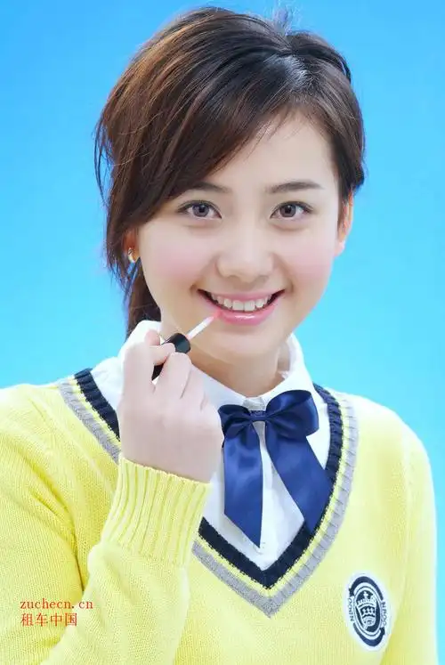 时尚女性年轻貌美阳光一枝花