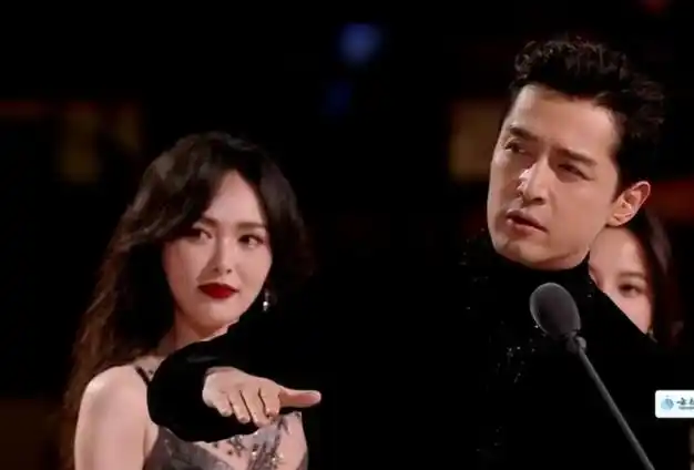 王家卫执导,胡歌,辛芷蕾,唐嫣,马伊琍主演的《繁花》官宣定档|女明星