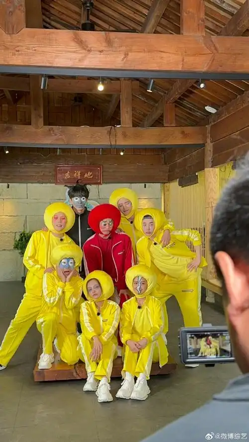 杨迪@刘宪华henry-lau@黄子弘凡_lars@张韶涵@丞磊@朱梓骁的暴躁小