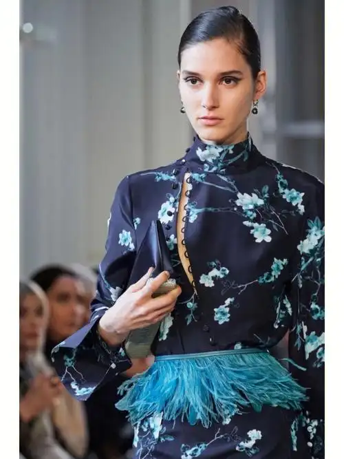 分享东方审美积累秀场上的旗袍元素