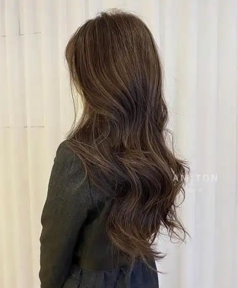 层次感碎发长发造型 慵懒妩媚长卷发女人味十足