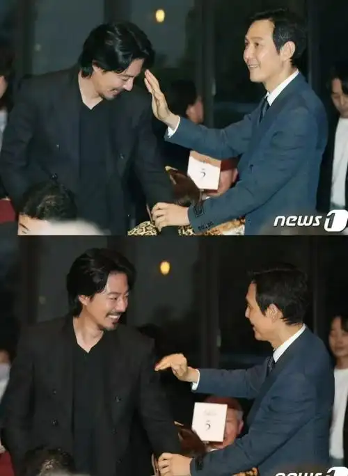 赵寅成形象大改变!42岁男神现身照片引热议,网友纷纷感叹