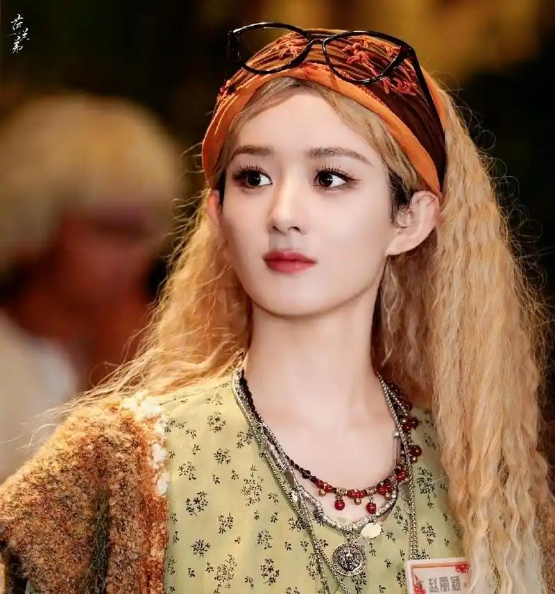 萌探探探案3#  赵丽颖萌探里面的造型,真不敢相信她已经已经三十几岁