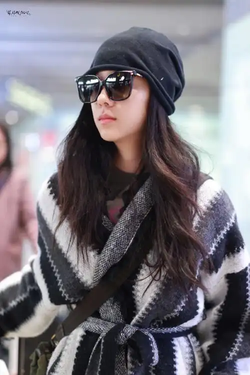 庄达菲#    机场素颜生图