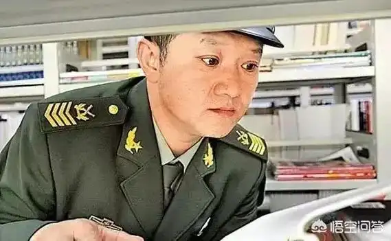 四期士官是什么军衔,士官怎样才能晋升为军士长?