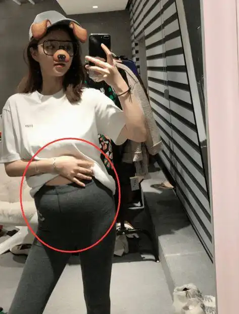 网红雪梨大肚拍孕照,肚子撑爆打底裤,前任王思聪又换女伴侣