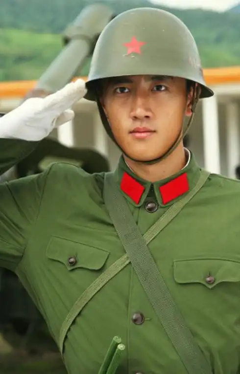 【潇洒军警-371】我是一个兵-03