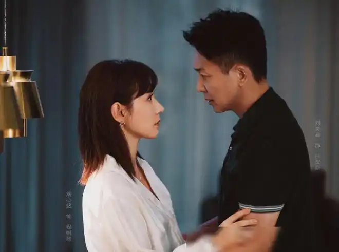 导演终于有正常审美看看刘奕君刘心悠的氛围感简直拯救了中偶