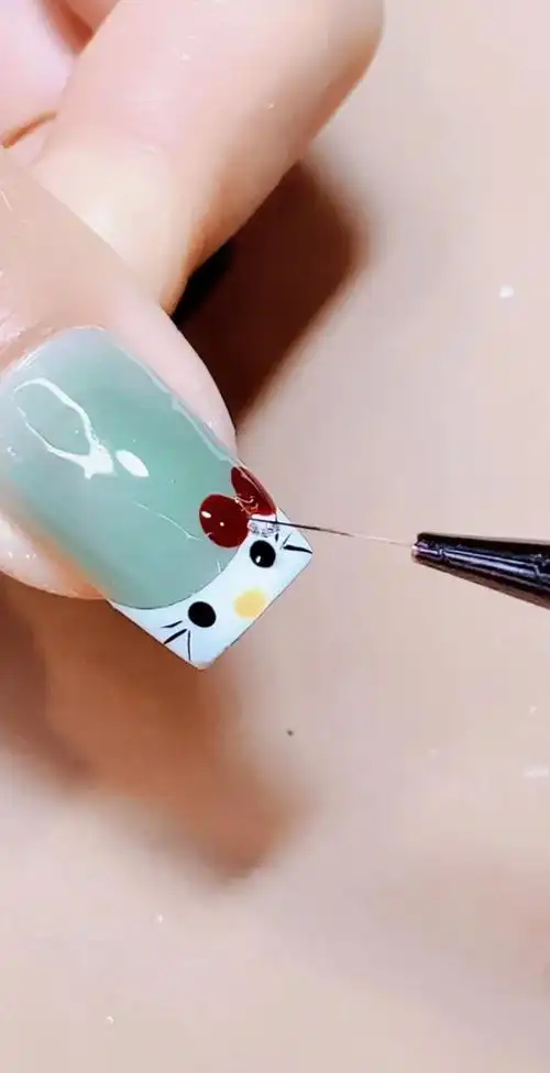 法式小猫咪美甲谁能不爱呢!