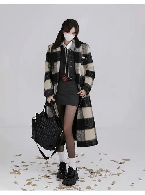 黑白格子大衣女中长款2023秋冬新款韩系赫本风小个子加厚毛呢外套
