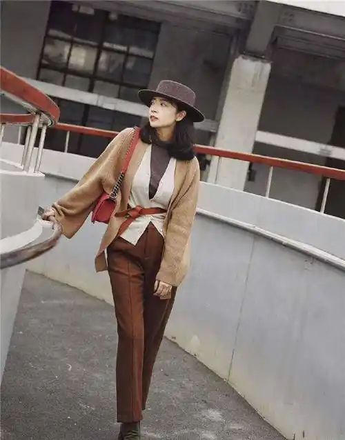 三木博主把优衣库穿出了高定范,网友:终于见识到高级的气质美_外套