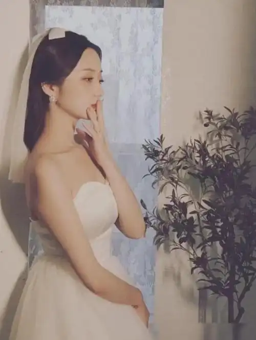 快乐星球冰柠檬结婚了婚纱照曝光女神气质满满