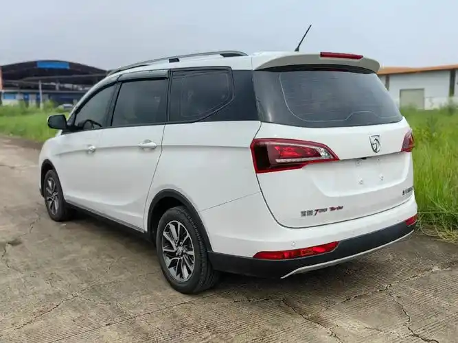 宝骏730七座,1.5t自动挡,2020年12月 - 抖音