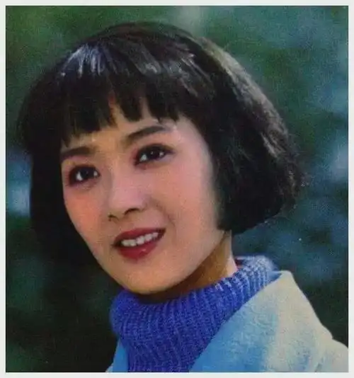 80年代电影明星龚雪真正的女神偶像分享珍贵罕见的多张照片