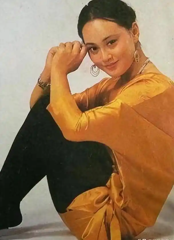 大宋佳:前夫比她大21岁,46岁生二娃,55岁再婚嫁比利时富商