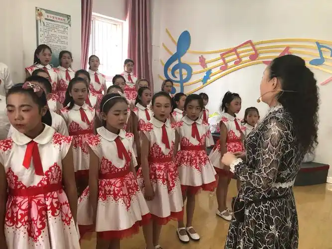 张掖路小学童声合唱团参加城关区2019年艺术节合唱比赛