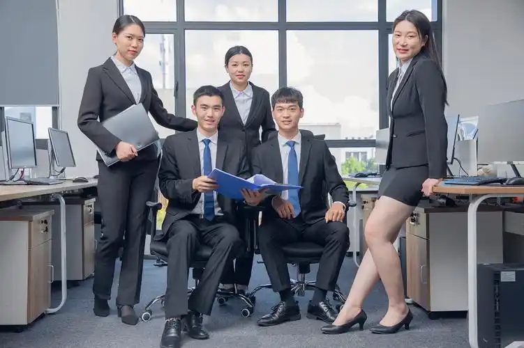 商务团队办公室团体形象照图片