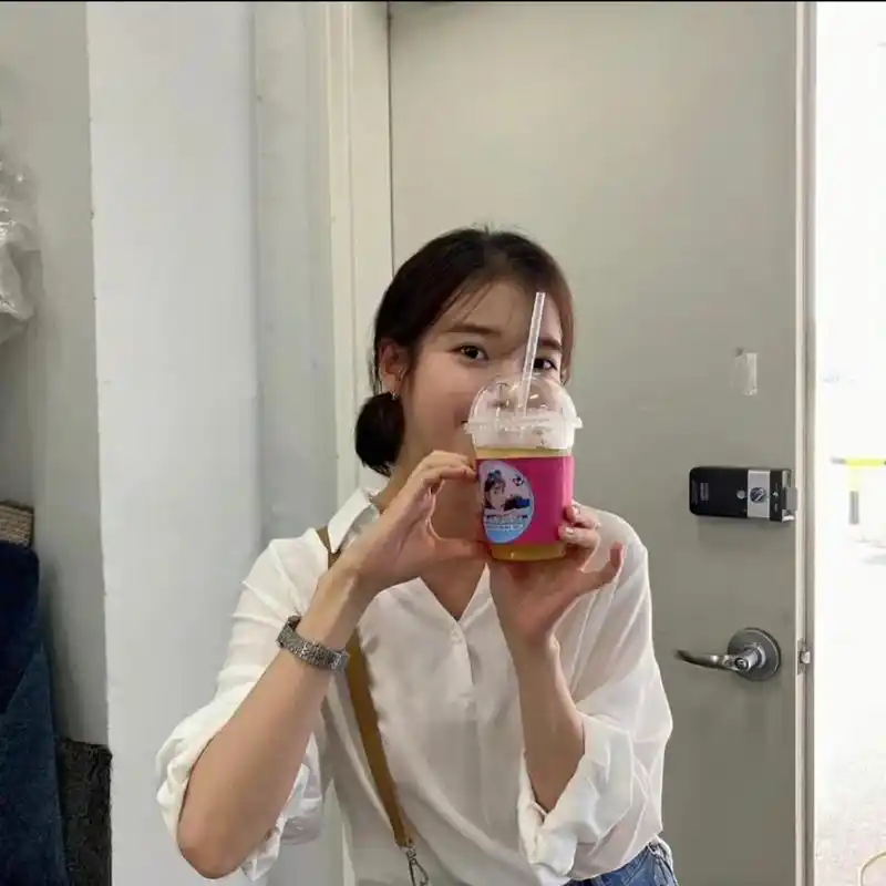 9104#iu #奶茶#甜系女孩 #夏天 - 抖音