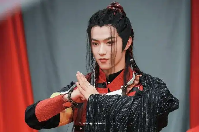 刘耀文带图找唐钰小宝