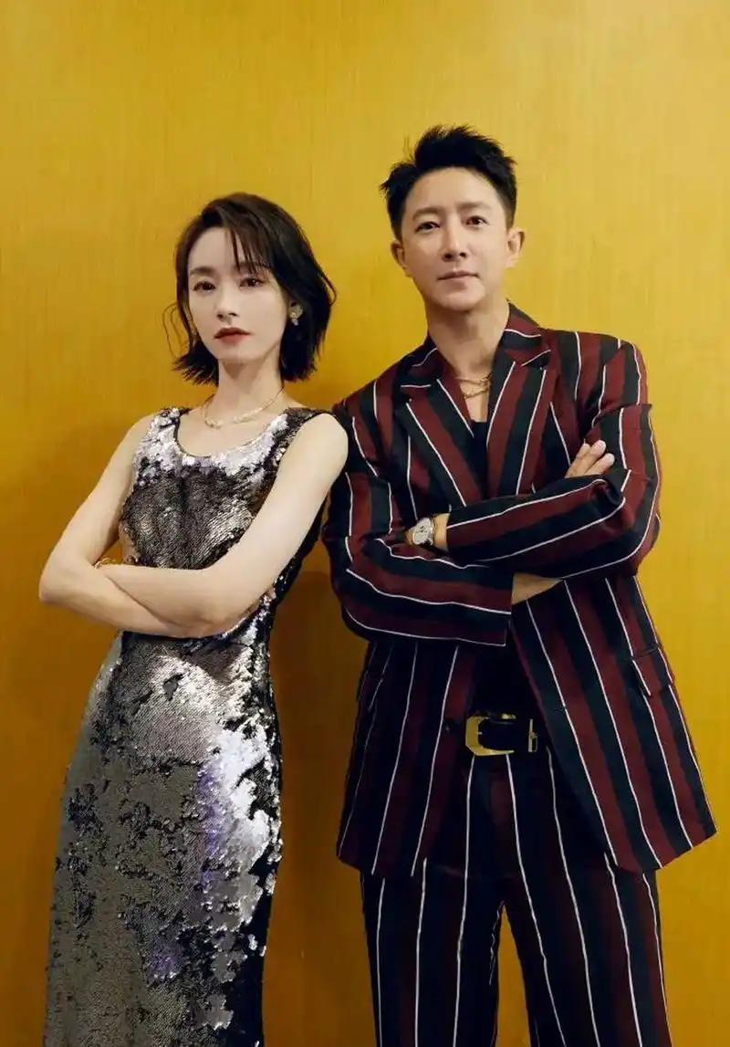 韩庚,郑恺,于文文主演的电影《前任4:英年早婚》官宣定档9月28日.