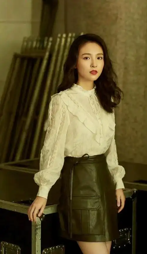 吴倩娱乐圈清纯校花代表演技可圈可点