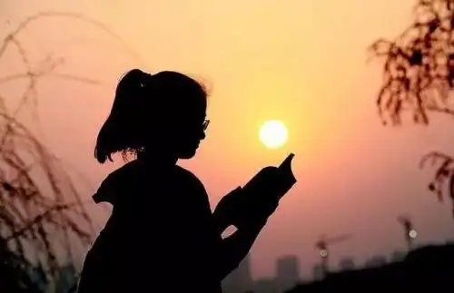 闻香识女人读书品女人