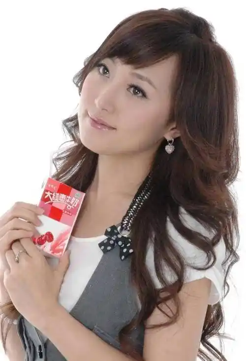 分享图片-气质女神潘阳_潘长江_石磊_丈夫