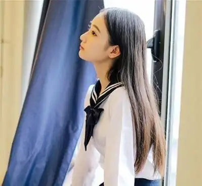 长直发剪什么发尾好看,碎发尾唯美又灵动