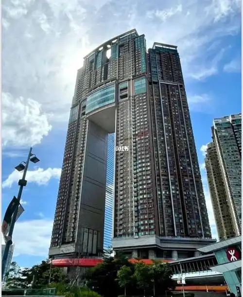 香港九龙站圆房凯旋门复式特色户