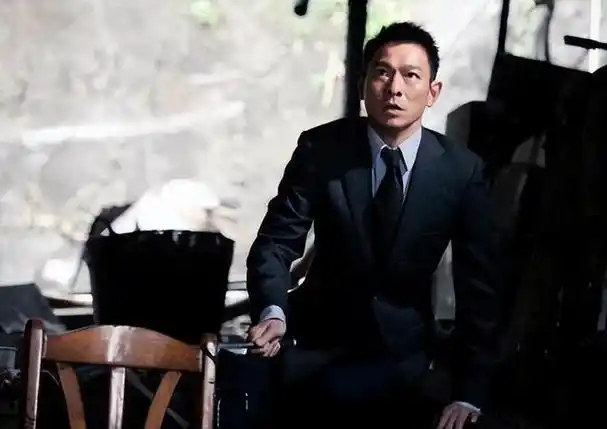 港星中最有"大哥"范的明星只有这五位,"乌鸦"等人还欠火候