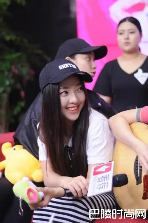 jonyj和莫安琪啥关系jonyj女朋友猜测jonyj为什么叫豆芽