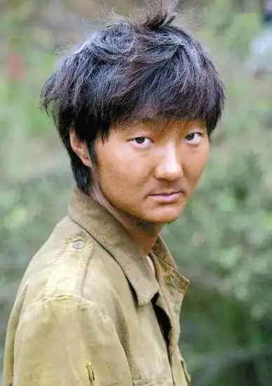 传董洁被王大治设计偷拍还有更离谱的照片