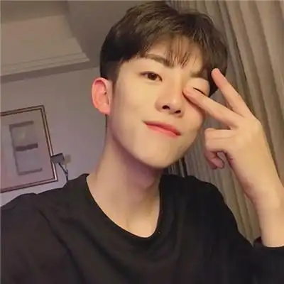 帅气最亮眼男生抖音头像图片 我有点想你了可能还不止一点