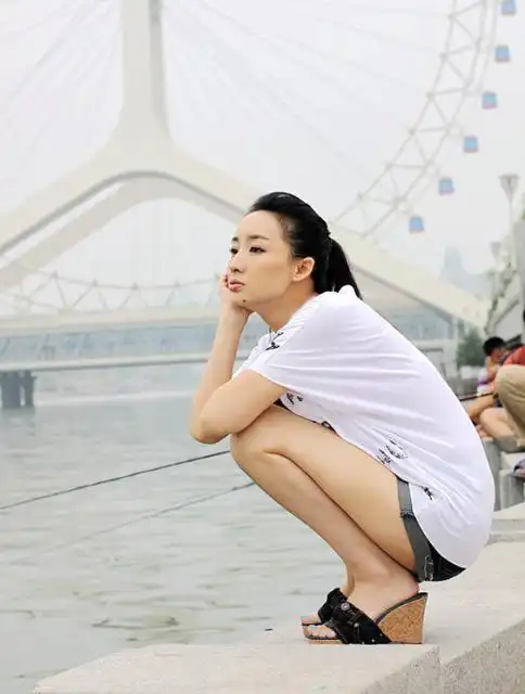 原创孙楠跪求买红妹生一儿一女为何抛弃9年婚姻单身的她过得怎样