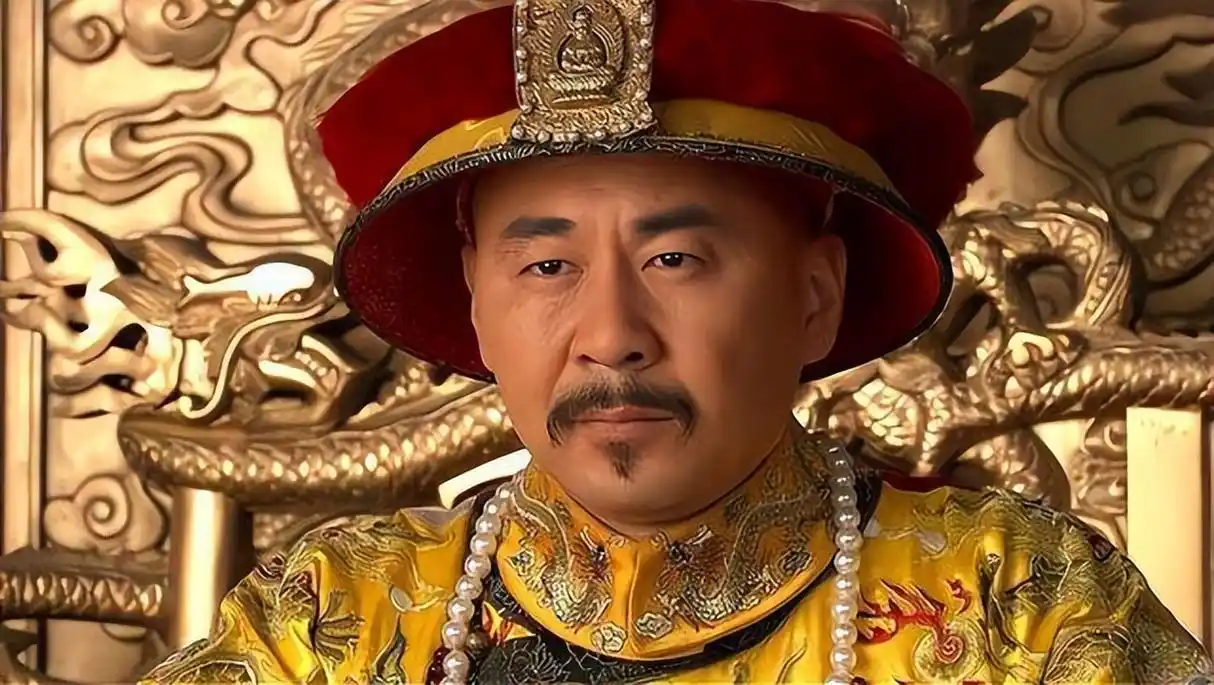 《甄嬛传》皇上好作啊,经常半夜换寝宫,却也是宫斗牺牲品__财经头条