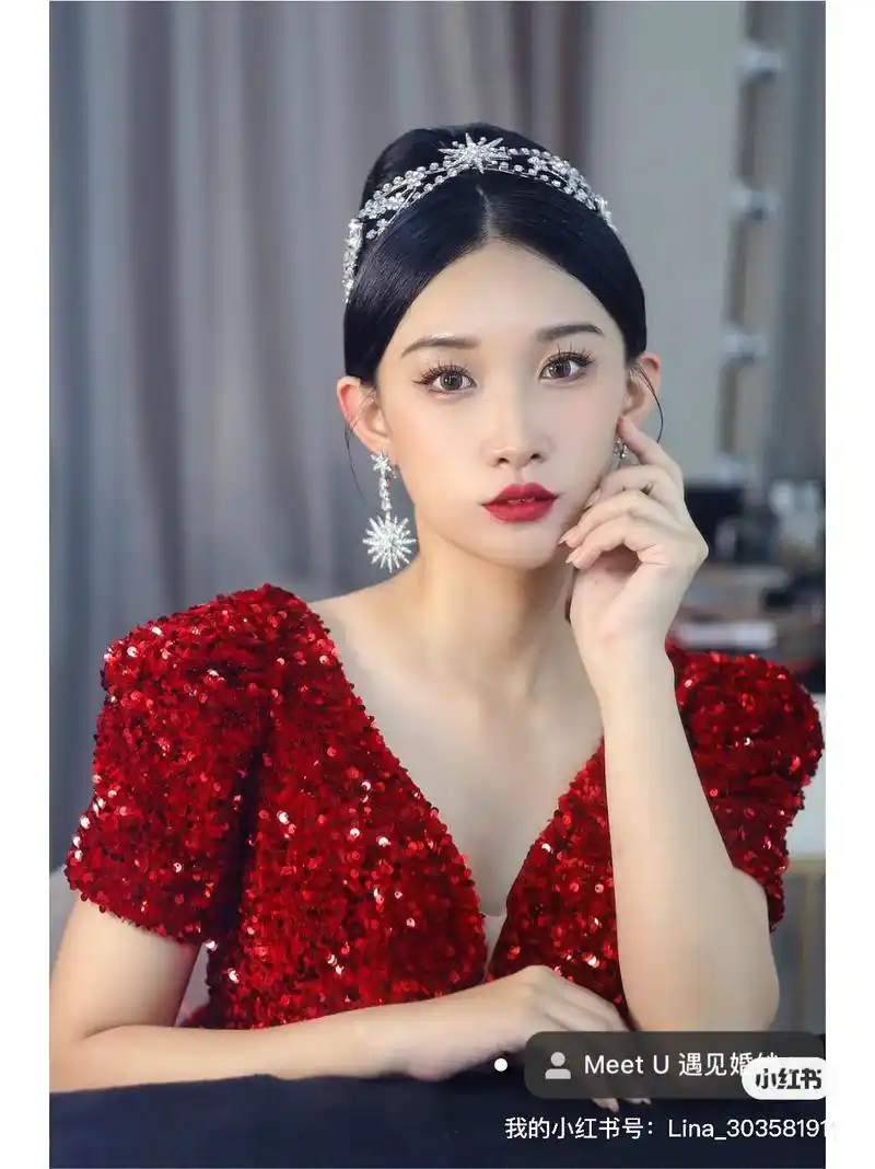 高级感满满的敬酒服造型