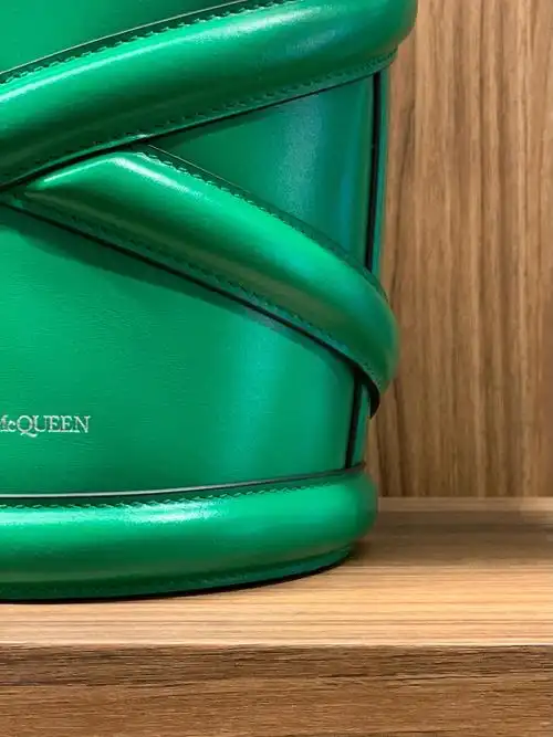 勃艮第,dry rose 风干玫瑰,forest green 森绿,powder blue 胭脂蓝