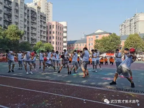 2019武汉育才美术高中运动会入场式创意大pk