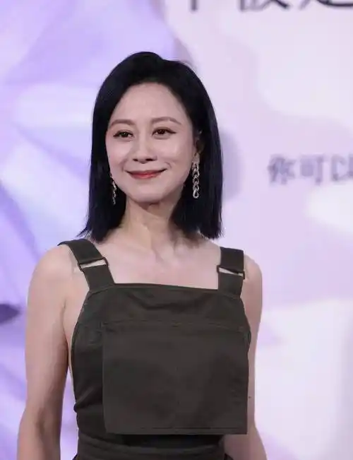 倪虹洁眼中有光身上有生活