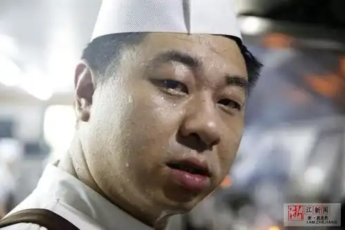 浙视频记者来到杭州知味观味庄,走进这群为大家奉上美食的特殊工作者