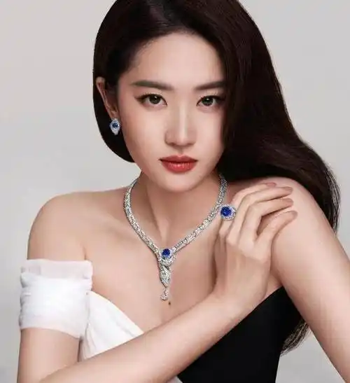 原创刘亦菲的酒店非常豪华是世界上唯一的八星级酒店价格足够普通人