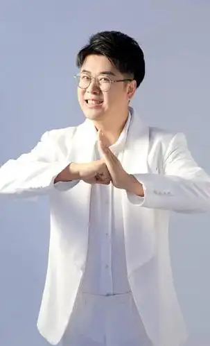 就在今晚乘风破浪音乐节开始啦音乐集市美食我们等你来