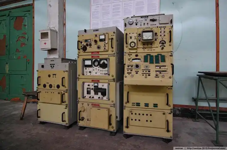 废墟鉴赏 科特林岛荒废的军事设施 2