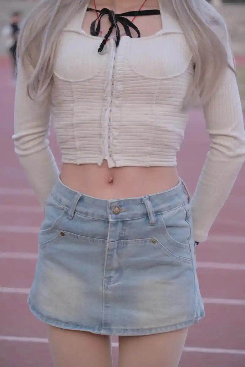 非要瘦到皮包骨头吗瘦的代价是贫血是一直落下的胃病我觉得我的小