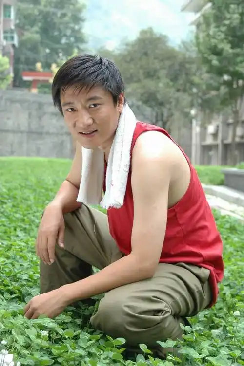 资料图片美丽人生人物高红旗韩青饰1