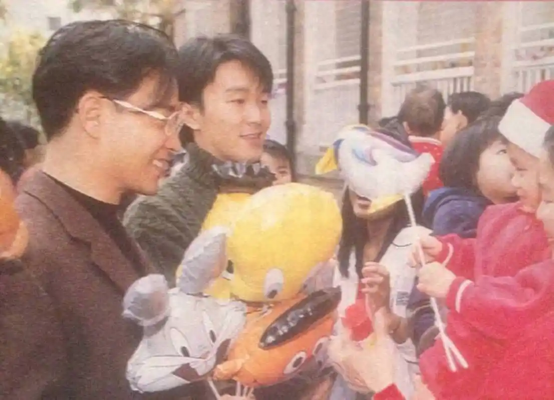 张国荣# 和#周星驰#  676767