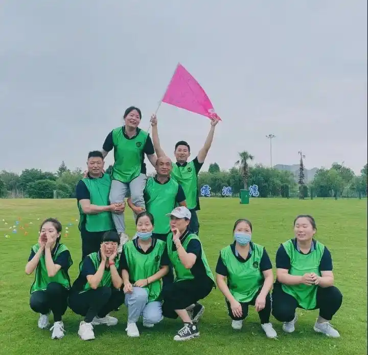 苏州团建公司-户外拓展培训-团队拓展训练活动