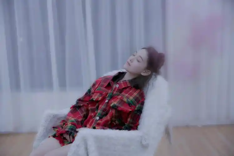 蒋依依 - 堆糖,美图壁纸兴趣社区